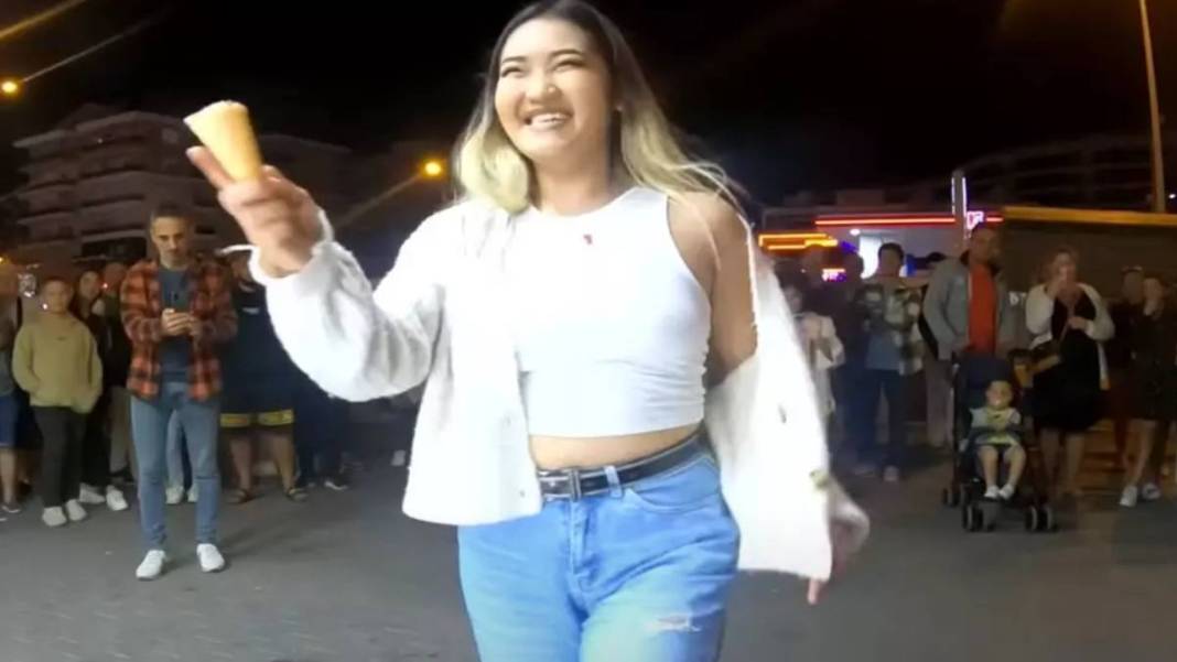 Çılgın Dondurmacı sınırı fena aştı! İzleyenlerin ağzı açık kaldı 5